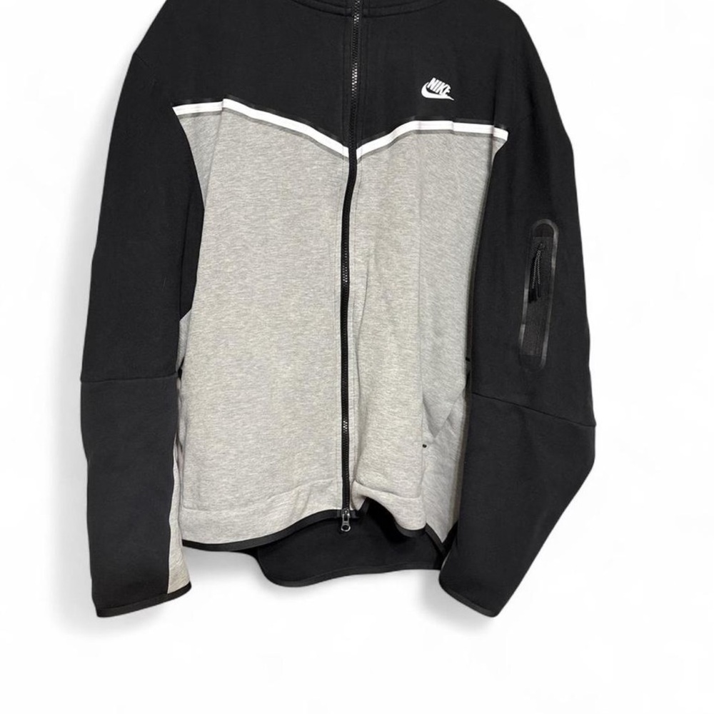 Nike Black and Gray Full-Zip Jacket